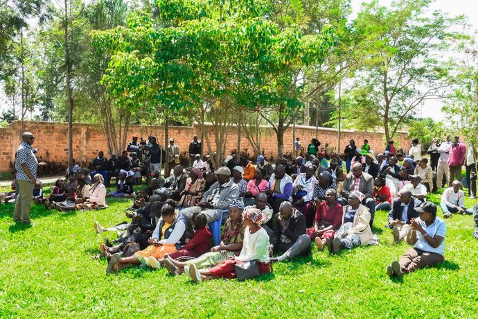 Residents of Township Ward listen to Nyamira senatorial aspirant Philemon Morara Apiemi before undergoing free eye screening at St Joseph’s Nyamira Catholic Church. Photo/Arnold Ageta