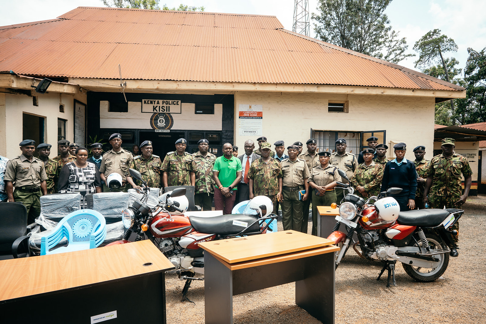 Mogo donates motorcycles, equipment to Kisii police